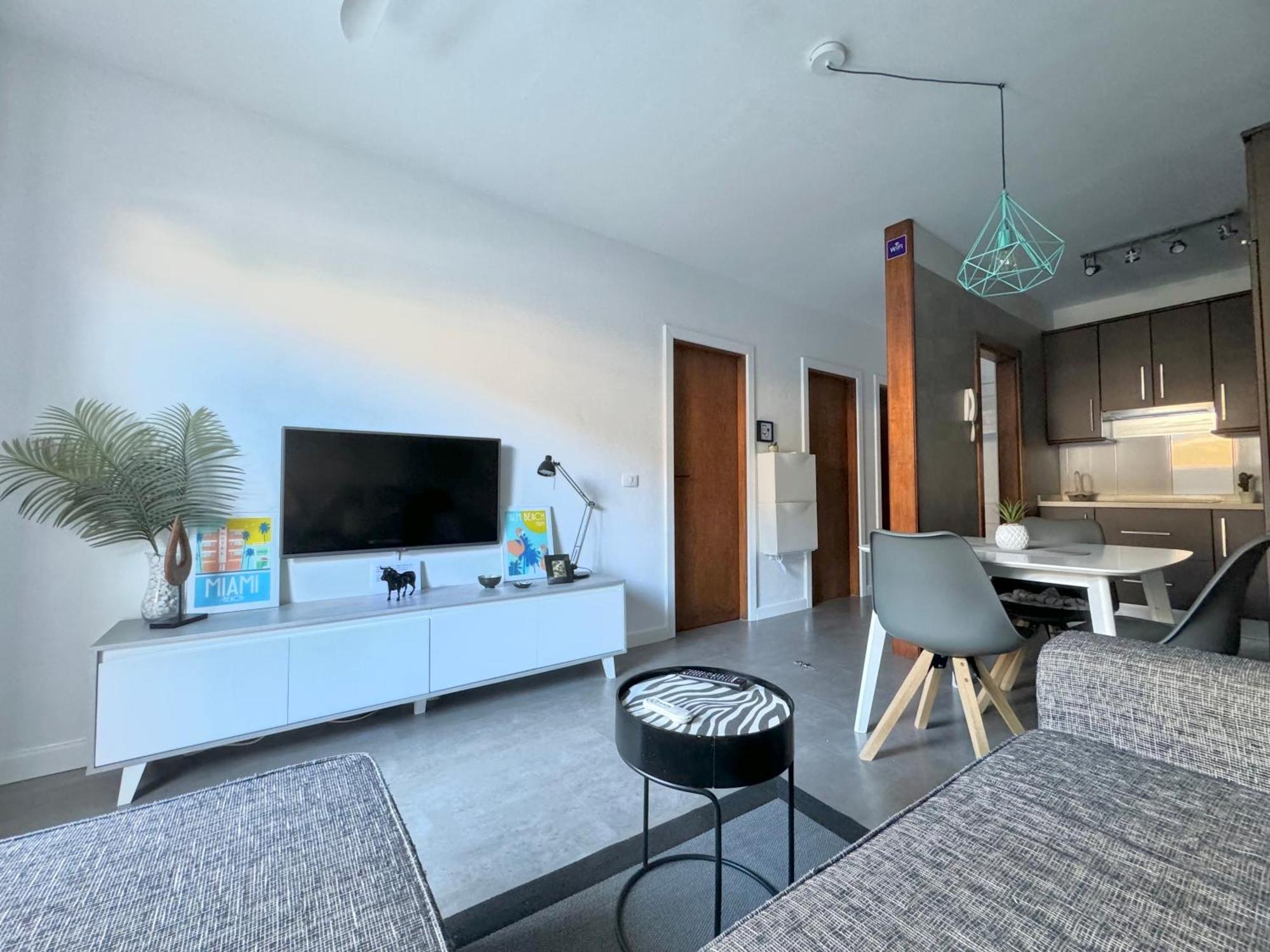 קנדלריה Alma Elegant Suite Apartment מראה חיצוני תמונה