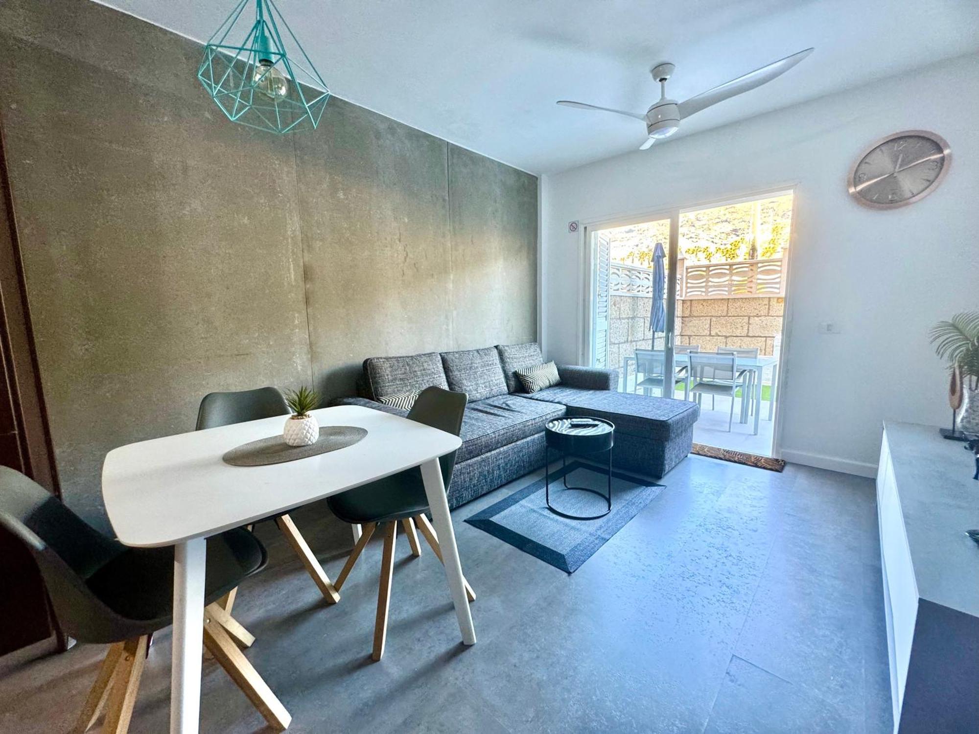קנדלריה Alma Elegant Suite Apartment מראה חיצוני תמונה